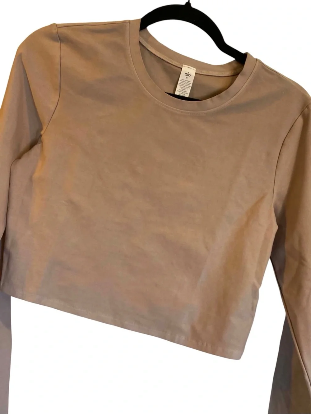 NWT Alo Yoga Washed Alosoft Crop Finesse Long Sleeve GREY SKY WASH Size: Medium